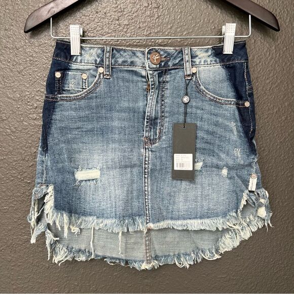 One Teaspoon 2020 Mini High Waist Denim Skirt in Superstar Blue size 22 - Picture 2 of 13